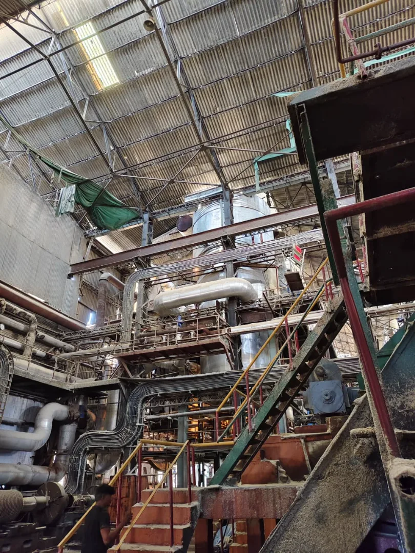 औद्योगिक सहलीद्वारे विद्यार्थ्यांना प्रत्यक्ष उद्योगज्ञानाचा अनुभव